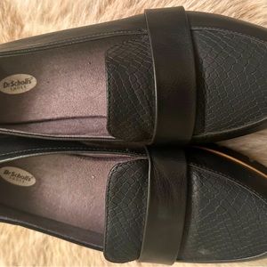 Dr schools loafers size 6.5 like new